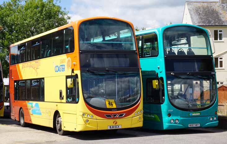 First Wessex Volvo B9TL Wright Eclipse Gemini 37987 & 37339